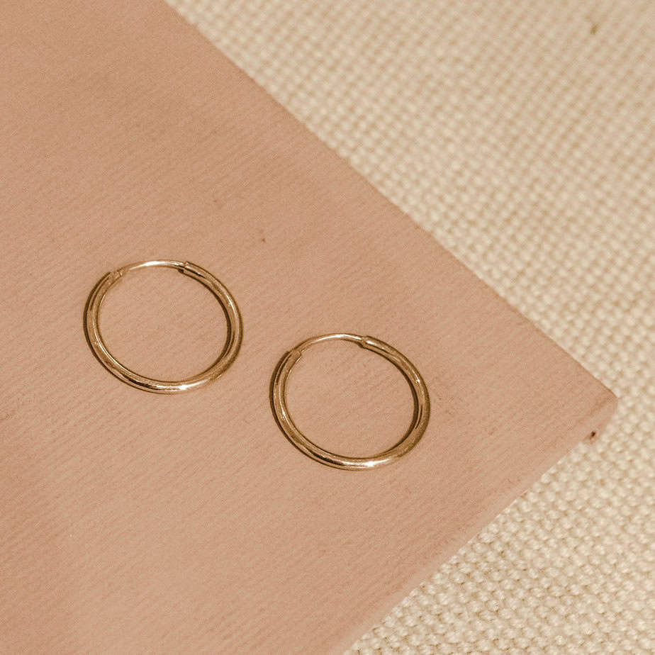 9ct Gold sleeper Hoop Earrings - Silverado Jewellery