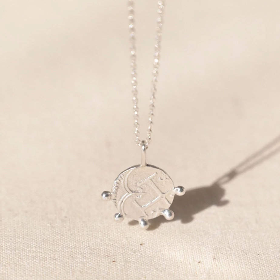 silver-tesoro-coin-fragment-pendant-necklace