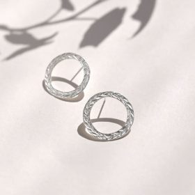 Silver Laurel Wreath Earrings - Wild Fawn - Silverado Jewellery
