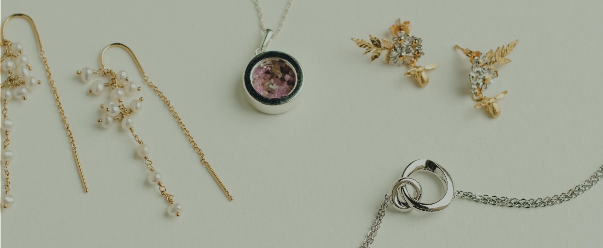 Find an extra special jewellery gift at Silverado Jewellery