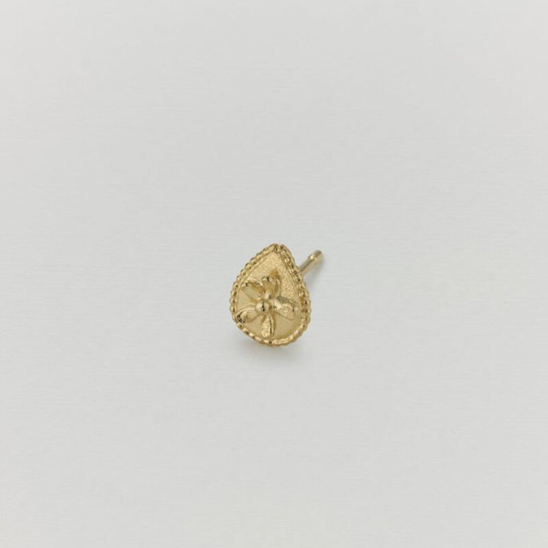Gold teardrop flower single stud earring - Alex Monroe - Silverado Jewellery