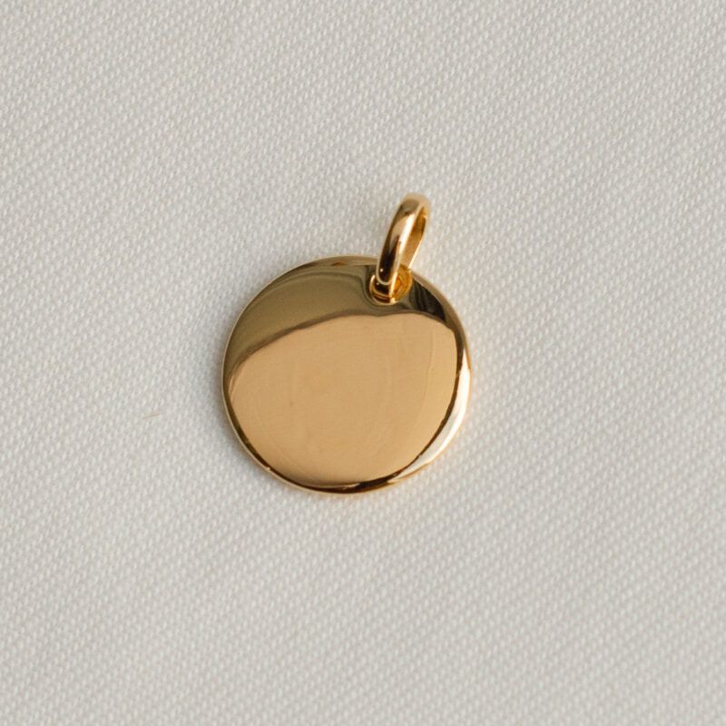 Gold round engravable pendant - Silverado Jewellery