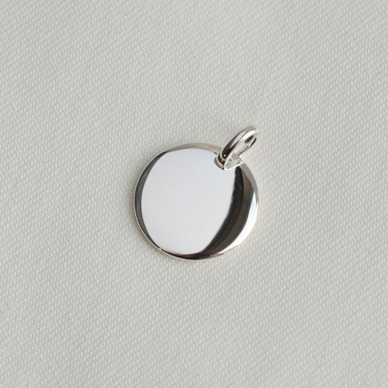 Silver round engravable pendant - Silverado Jewellery