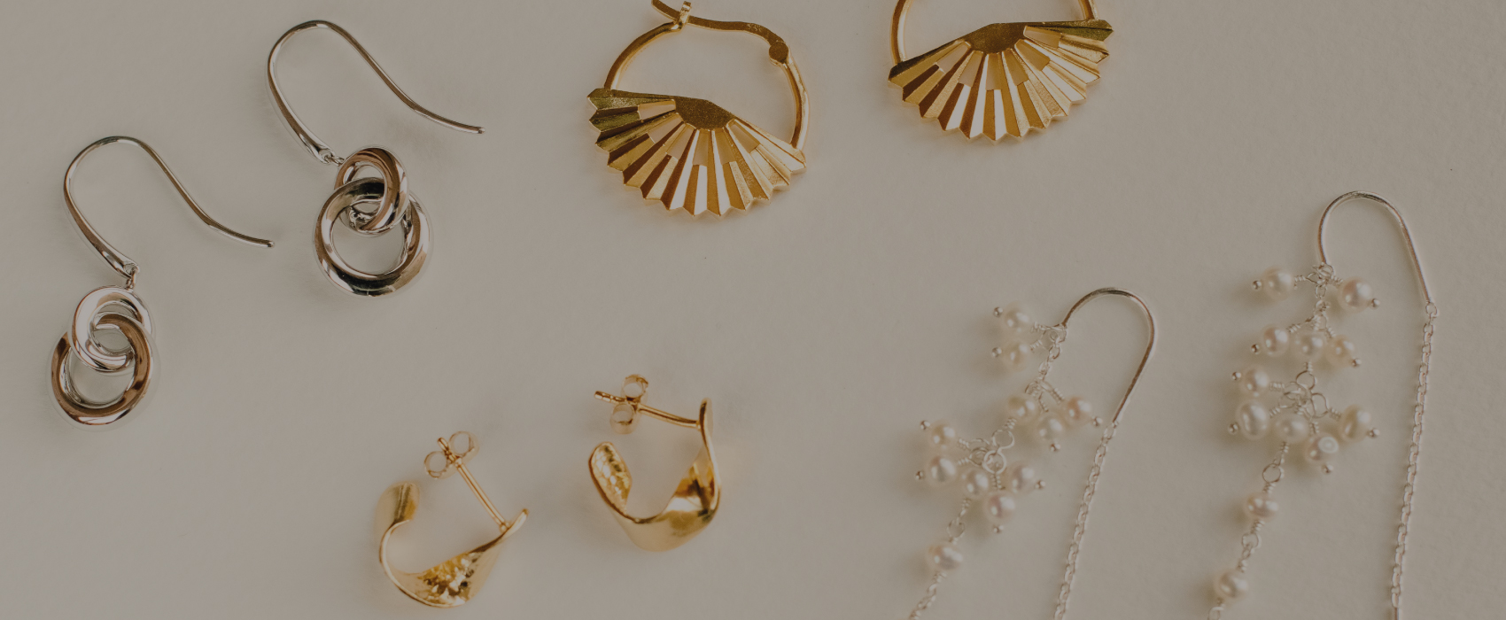 ENAMEL Eleanor Pearl Earrings
