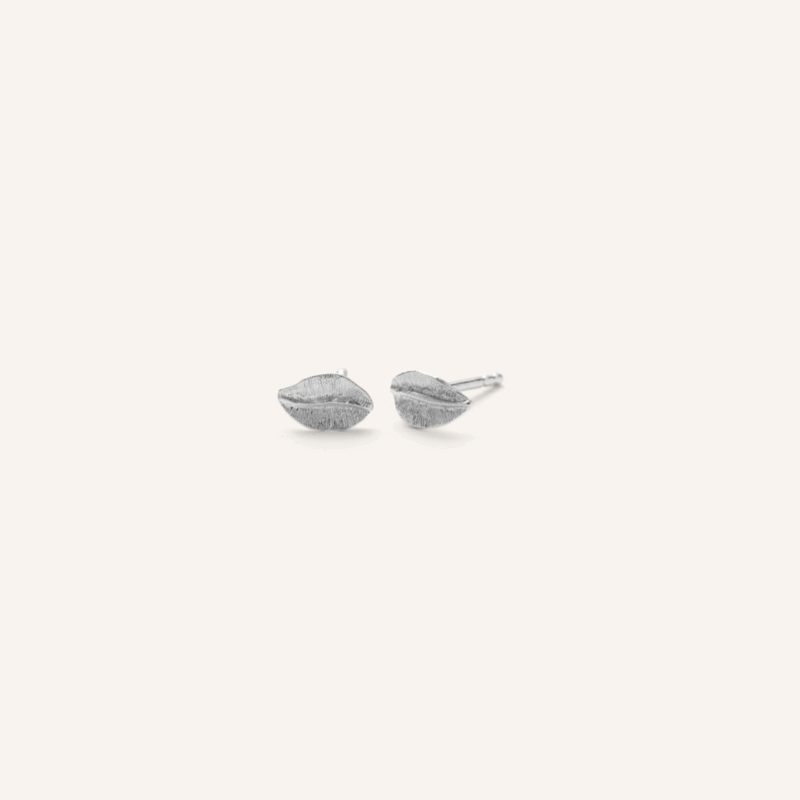 Silver elm leaf stud earrings - Pernille Corydon - Silverado Jewellery