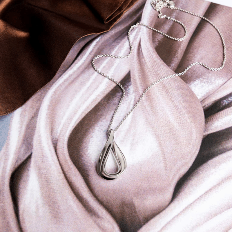 Serenity Loop Necklace