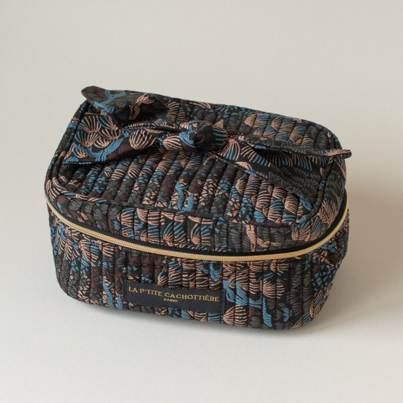 Navy and brown vanity case. Silverado Jewellery.