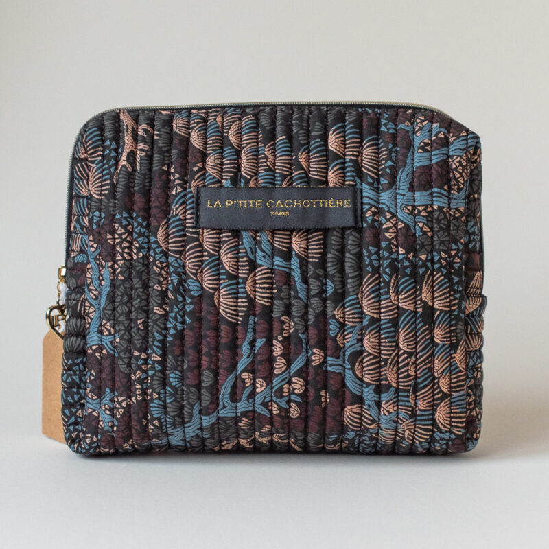 Navy and brown make-up bag. Silverado Jewellery.