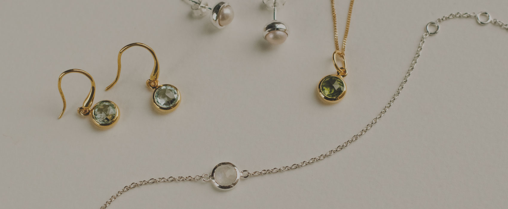 9ct Gold White Topaz Diamond Shaped Necklace