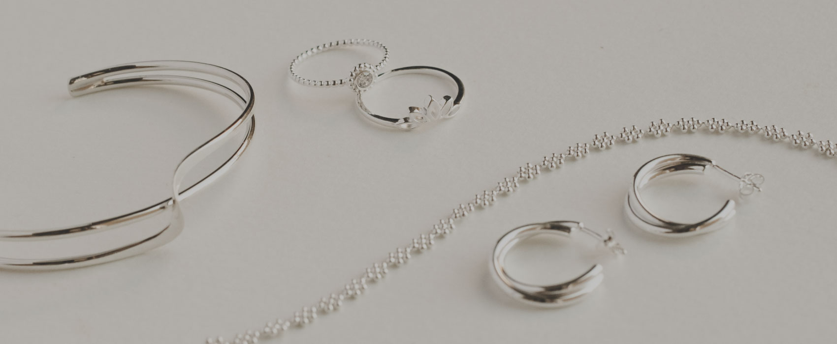 Textured Open Circle Necklace