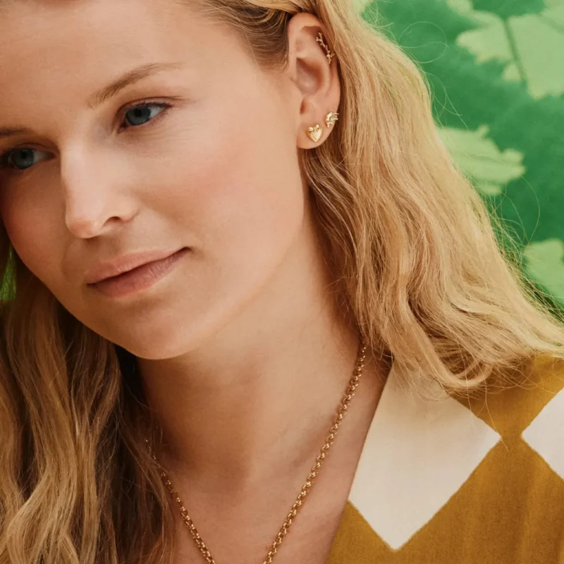 Floral engraved heart stud earrings - Alex Monroe - Silverado Jewellery