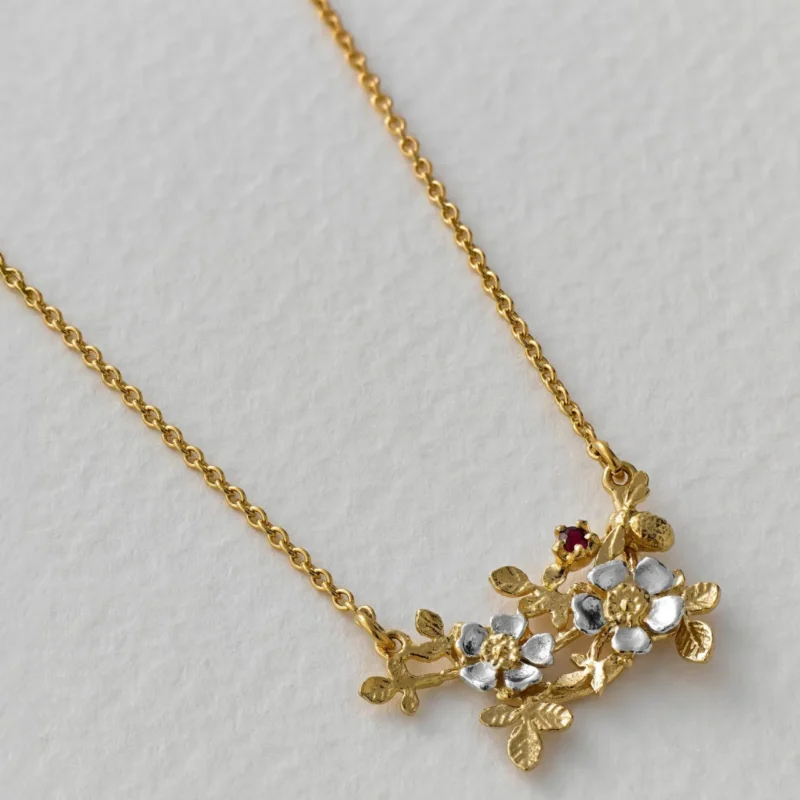 Inline wild rose and bee necklace - Alex Monroe - Silverado Jewellery