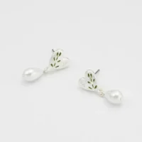 Silver Niva Mistletoe Pearl Drop Earrings